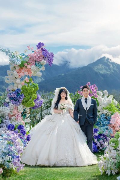 上高原拍婚纱照多少钱_高原婚纱照注意事项