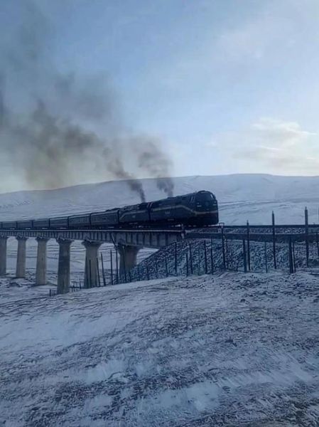 高原上的火车有哪些线路_高原列车会高原反应吗