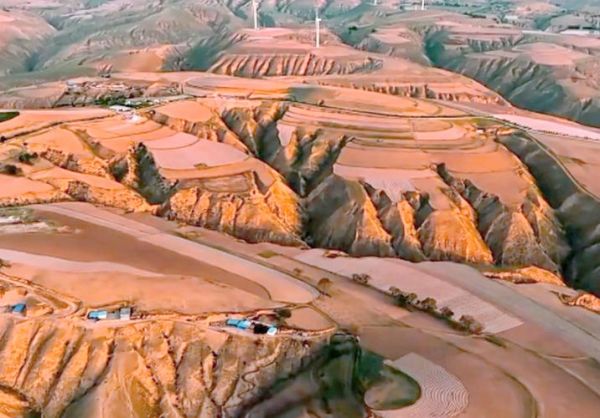 黄土高原和陕北高原的区别_黄土高原陕北高原旅游攻略