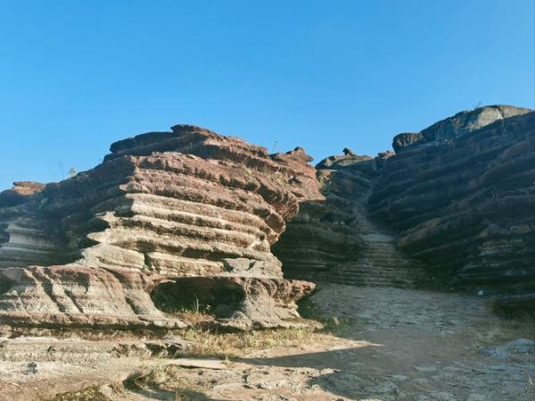 高原红石是什么_高原红石怎么形成的