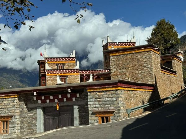 丹巴高原海拔多少米_丹巴高原最佳旅游时间