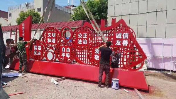 南宁户外广告牌多少钱_南宁户外广告牌审批流程