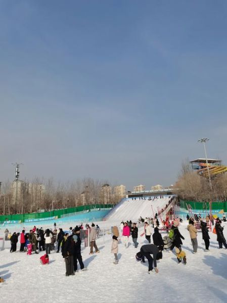临汾冰雪节在哪里举办_门票多少钱