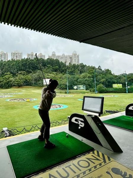 北京高尔夫俱乐部哪家好_北京高尔夫练习场价格