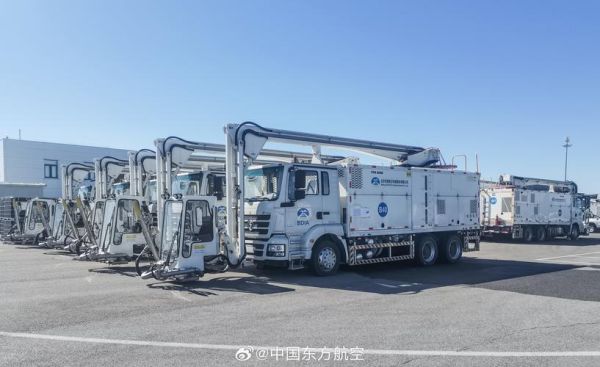 机场除冰雪设备有哪些_冬季跑道除冰流程