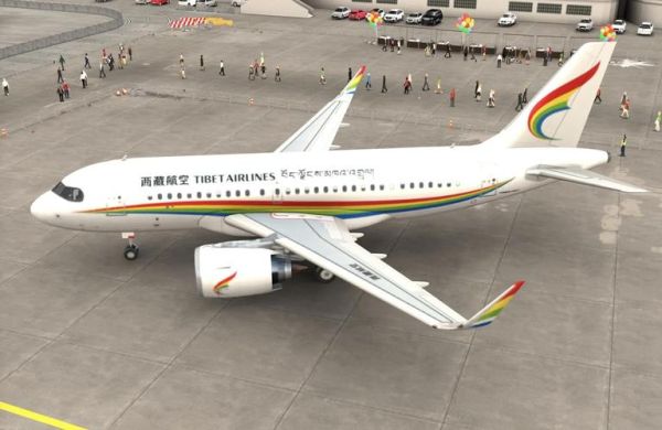 青藏高原的飞机_高原航线安全吗