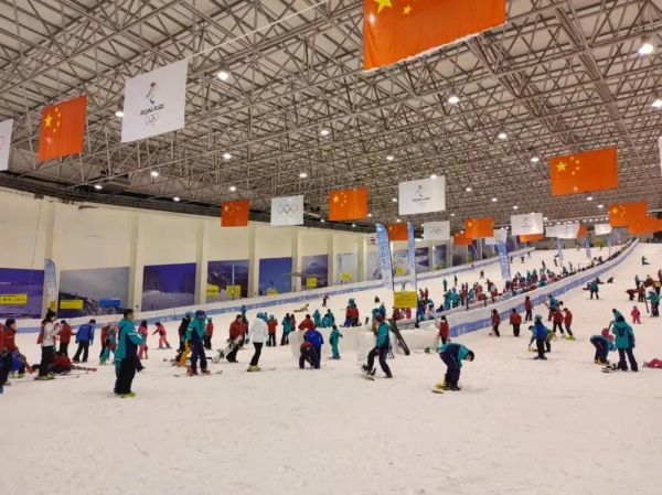 乔波冰雪世界在哪_乔波冰雪世界怎么去