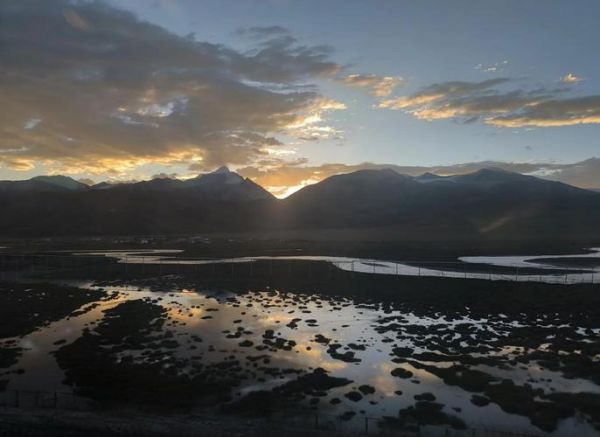 青藏高原日落最佳观赏点_什么时候看最震撼