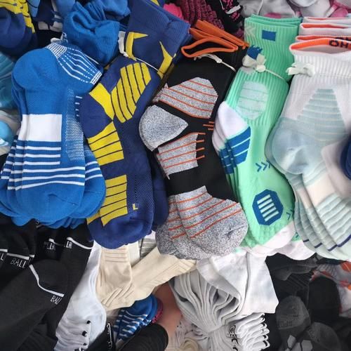 郑州户外用品批发哪里便宜_郑州户外装备批发渠道有哪些