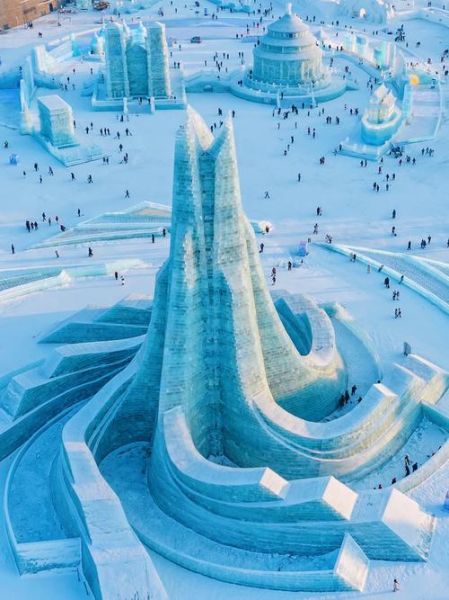 哈尔滨冰雪大世界好玩吗_值得去吗