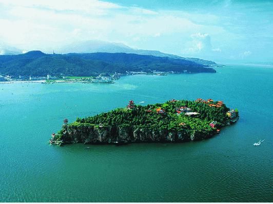 云贵高原最大湖泊是哪个_抚仙湖深度多少米