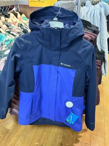 哥伦比亚冲锋衣怎么样_哥伦比亚冲锋衣尺码怎么选