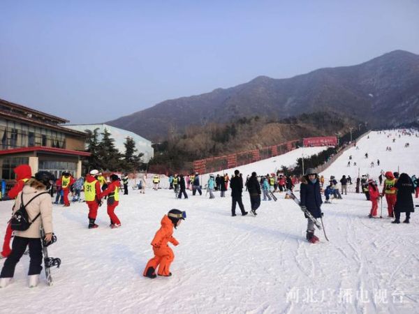 西部长青冰雪小镇门票价格_西部长青冰雪小镇怎么去