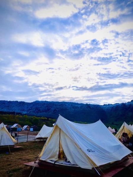 高原河谷露营地怎么选_高原河谷露营需要准备什么