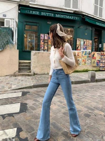 户外鞋配牛仔裤好看吗_户外鞋牛仔裤搭配技巧