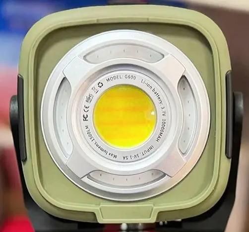 户外露营灯怎么选_头灯和营地灯哪个更实用